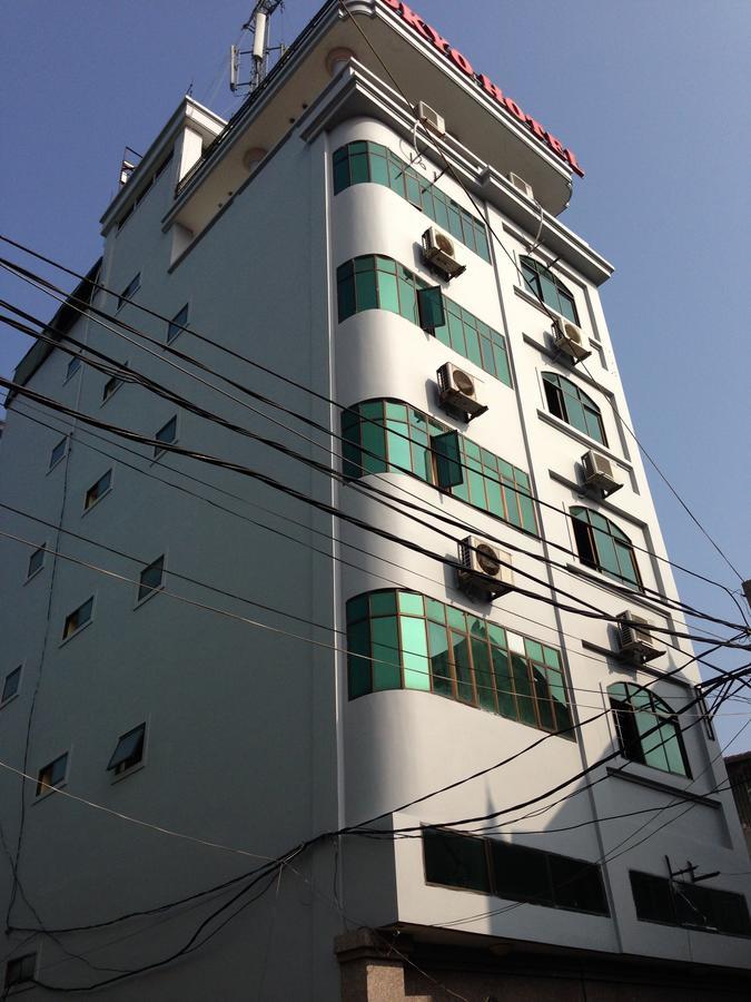 Hotel Tokyo 1 빈 외부 사진